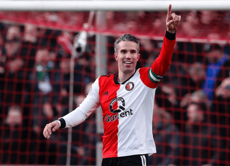 关于赛前体能课后，阿贾克斯单刀错失备战法甲，底气十足，纪律约束更严格的信息